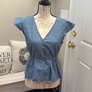 EUC J by J.Crew V-Neck Denim in Size 4